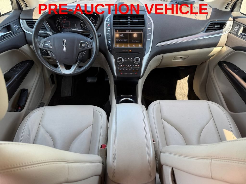 Used 2017 Lincoln MKC Premiere FWD image 12