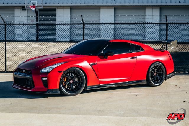 Used 2020 Nissan GT-R Premium w/ Premium Interior Package image 41