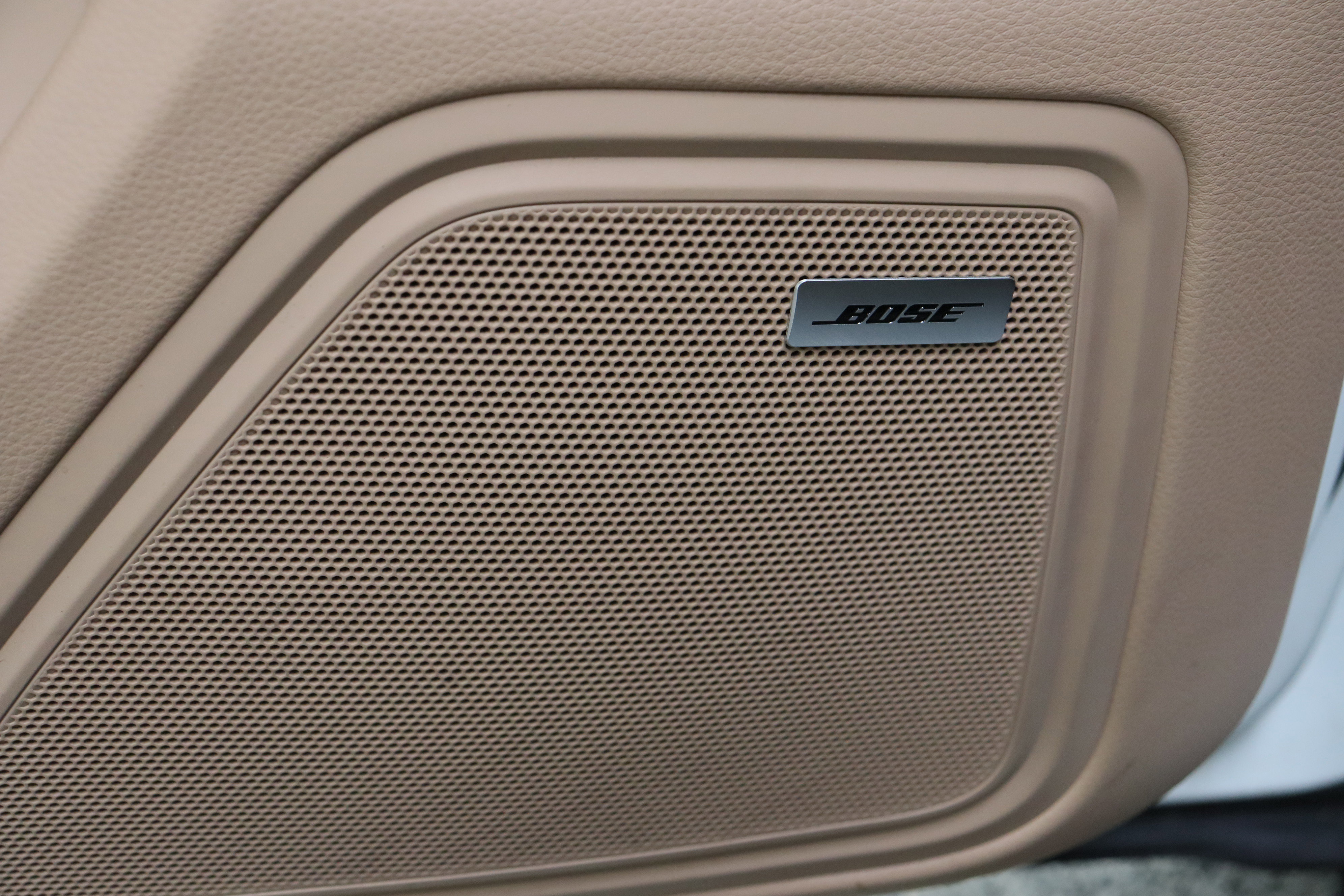 Used 2023 Porsche Macan S image 13