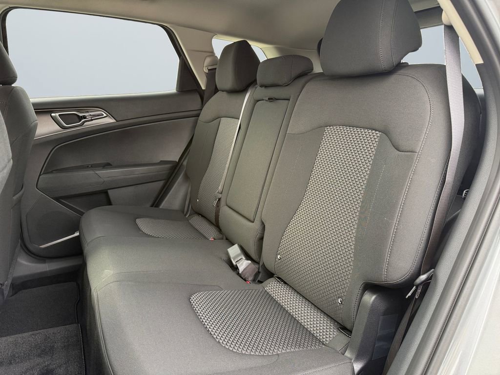New 2026 Kia Sportage LX image 13