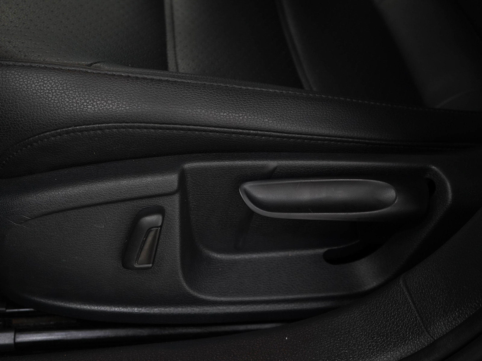 Used 2014 Volkswagen Jetta SE FWD image 21