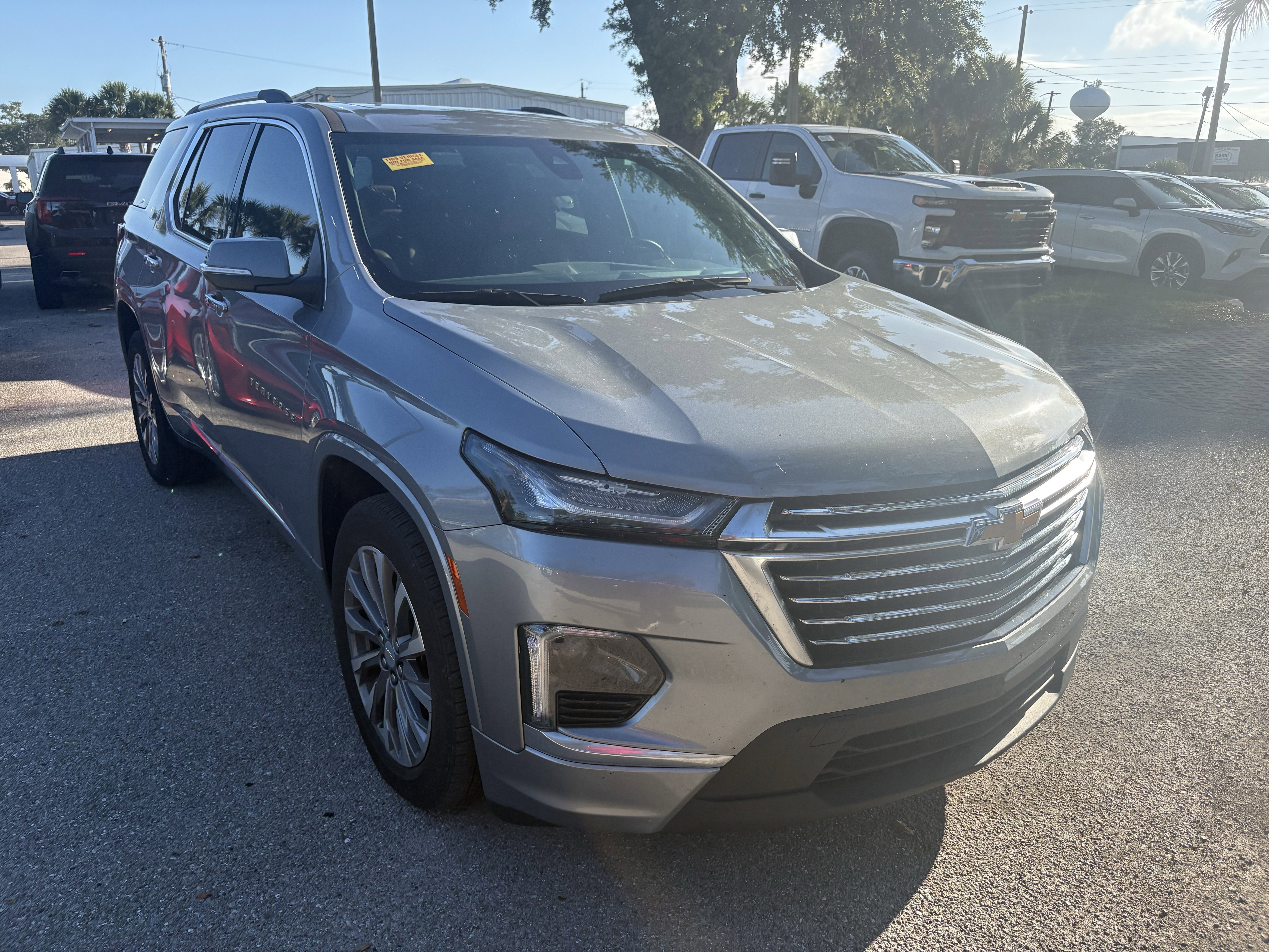Certified 2023 Chevrolet Traverse Premier w/ LPO, Floor Liner Package AWD/4WD image 1