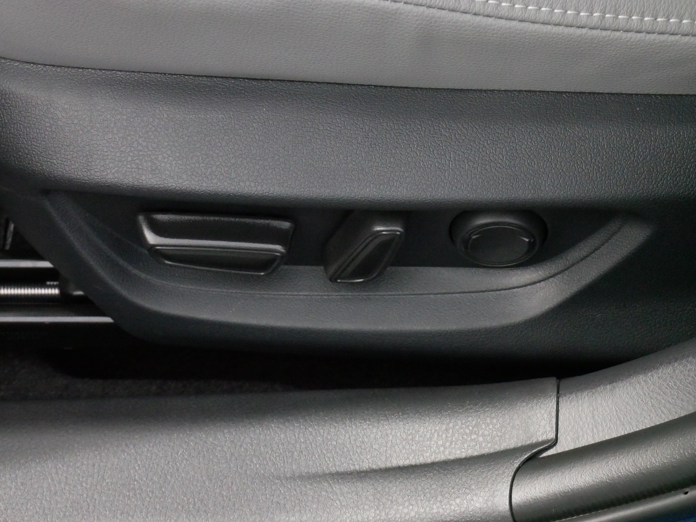 Certified 2026 Toyota Camry SE w/ Convenience Package FWD image 20