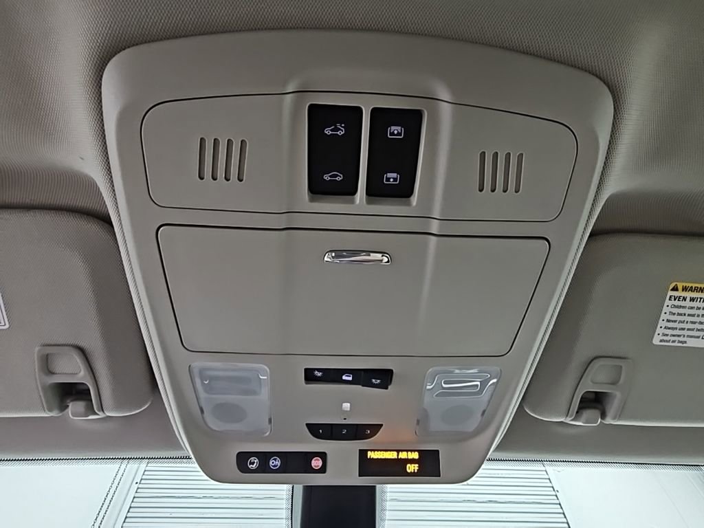 Used 2020 Buick Envision Essence w/ LPO, Cargo Package image 22