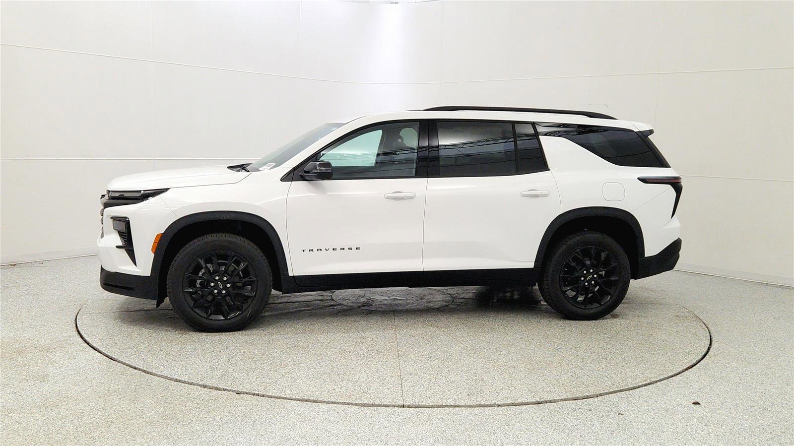 New 2026 Chevrolet Traverse LT w/ Midnight/Sport Edition image 4