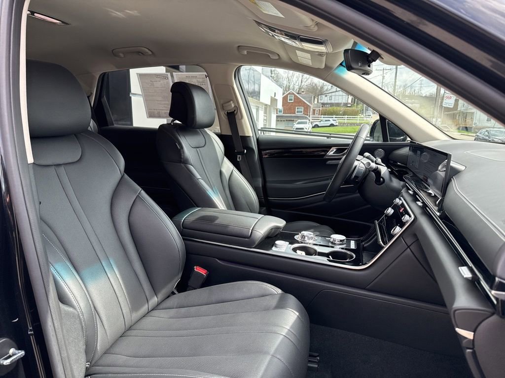 Used 2025 Genesis GV80 2.5T Standard image 28