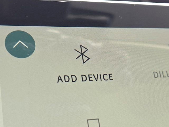 Used 2022 Land Rover Range Rover Evoque SE image 15