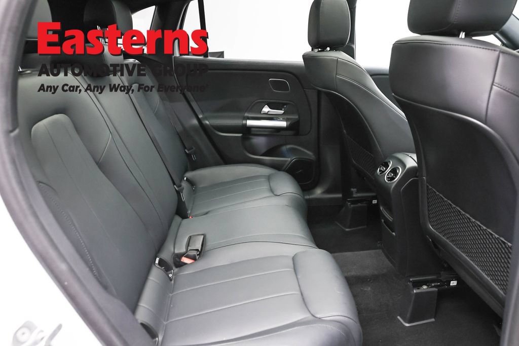 Used 2023 Mercedes-Benz GLA 250 4MATIC w/ Premium Package image 26