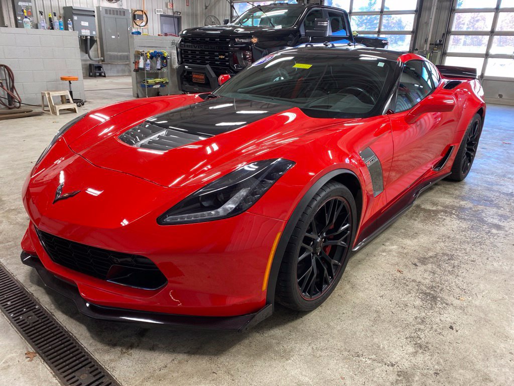 Used 2019 Chevrolet Corvette Z06 RWD image 8