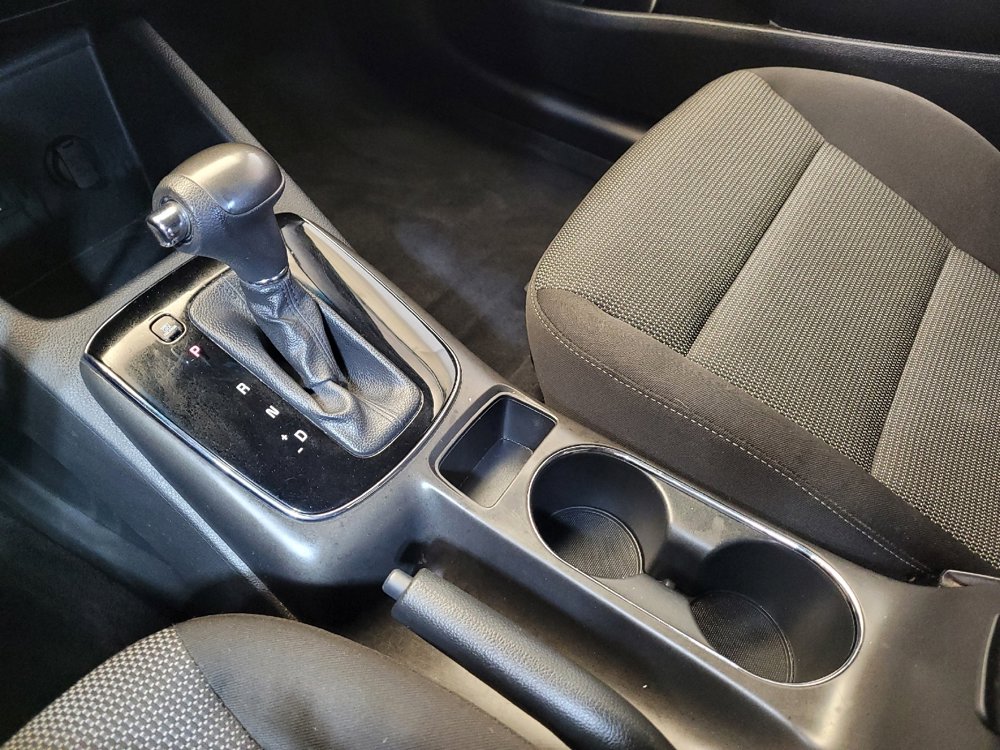 Used 2017 Kia Forte LX image 26