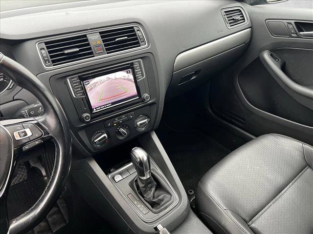 Used 2018 Volkswagen Jetta SE image 12