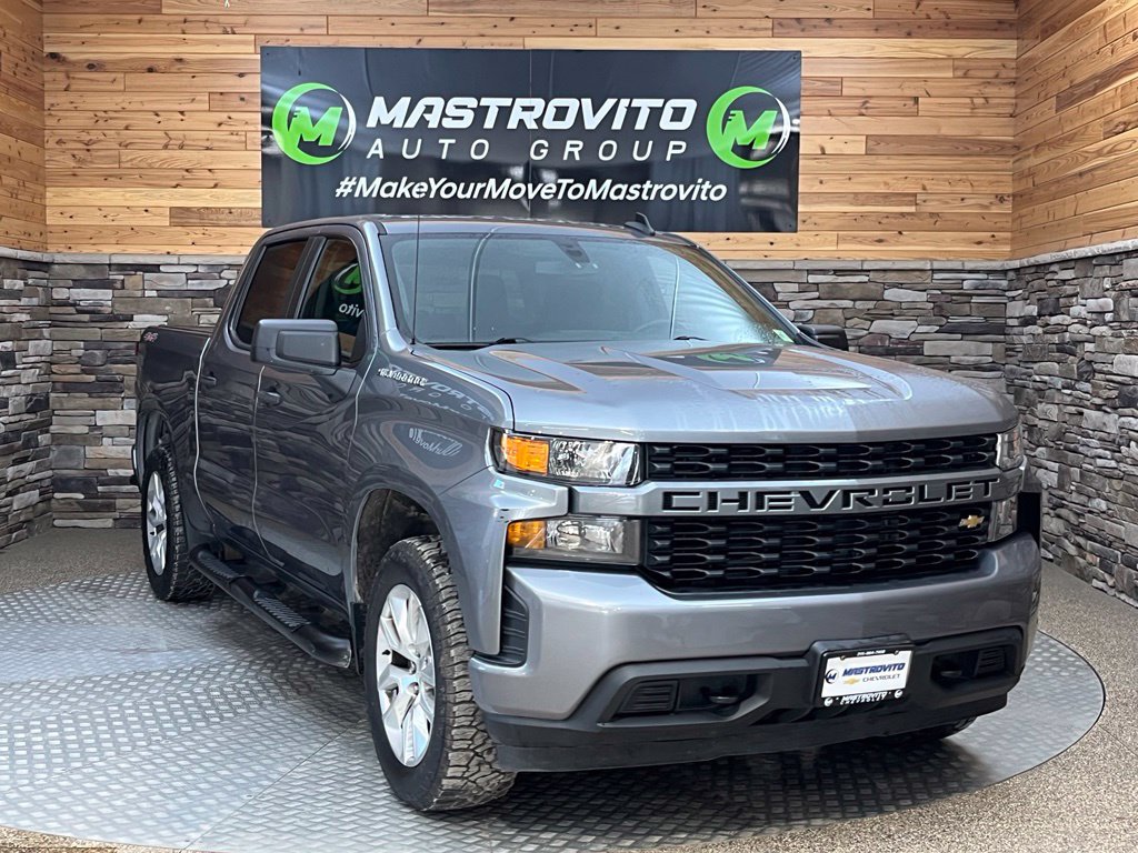 Used 2022 Chevrolet Silverado 1500 Custom AWD/4WD image 2