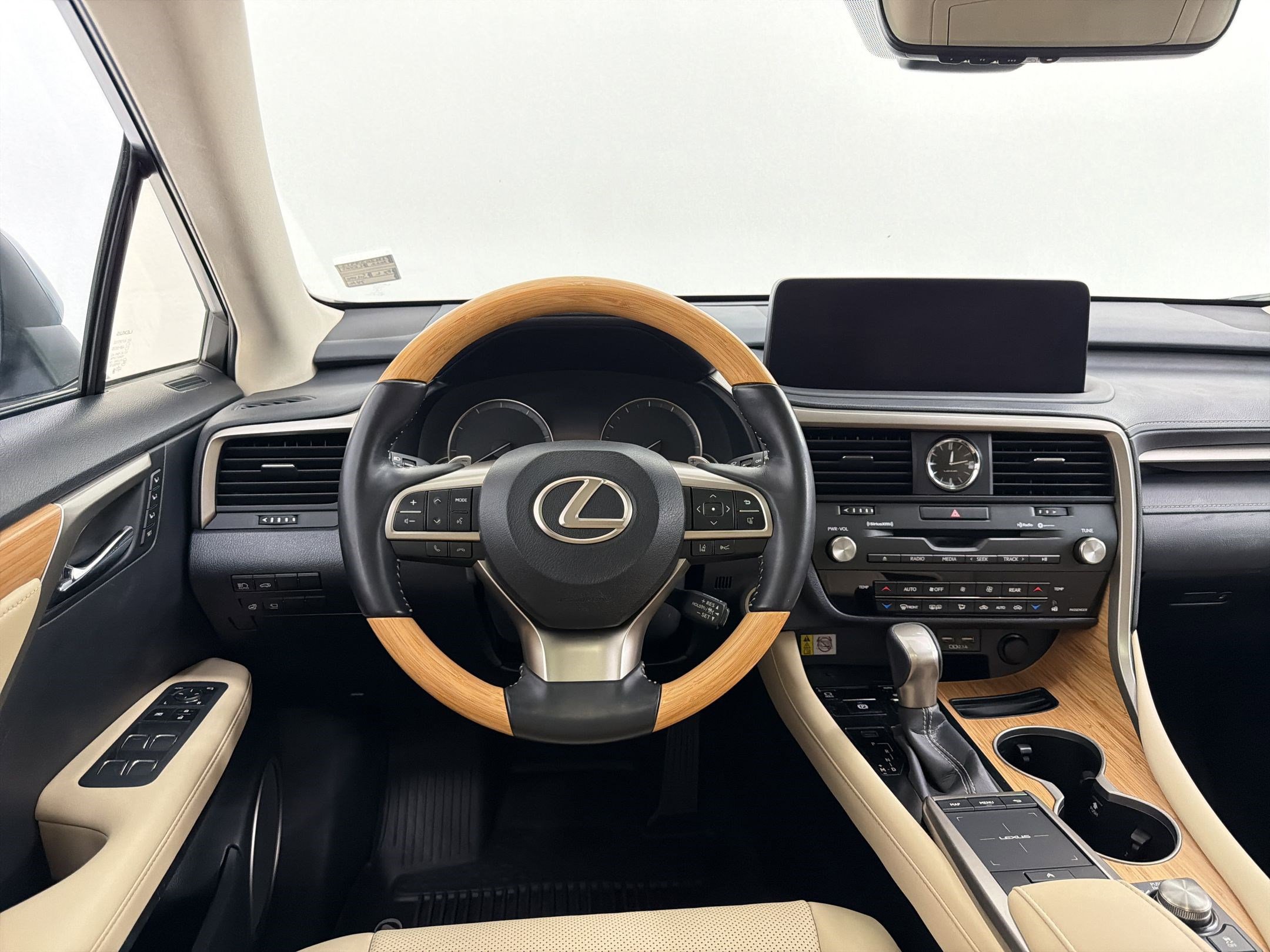 Certified 2022 Lexus RX 350L Premium w/ Premium Package image 29