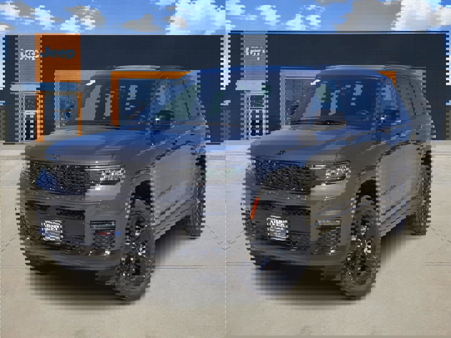 New 2025 Jeep Grand Cherokee L Limited w/ Black Appearance Package image 1