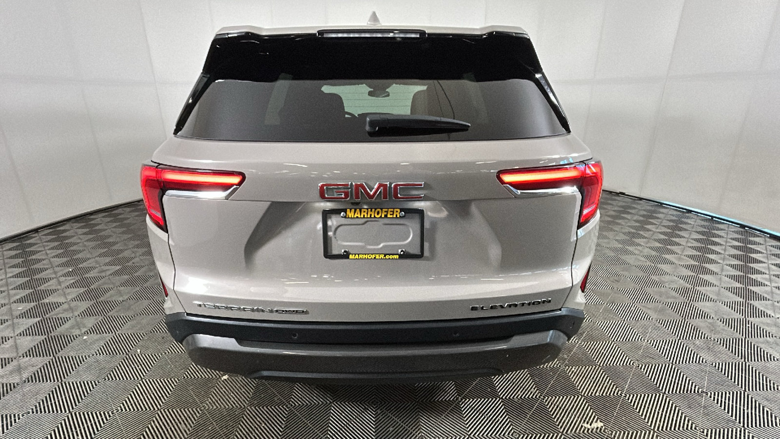 Used 2026 GMC Terrain Elevation AWD/4WD image 4