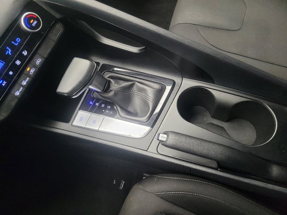 Used 2022 Hyundai Elantra SEL FWD image 26