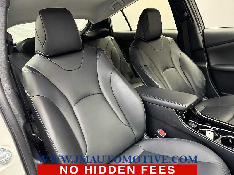 Used 2017 Toyota Prius Prime Premium FWD image 22