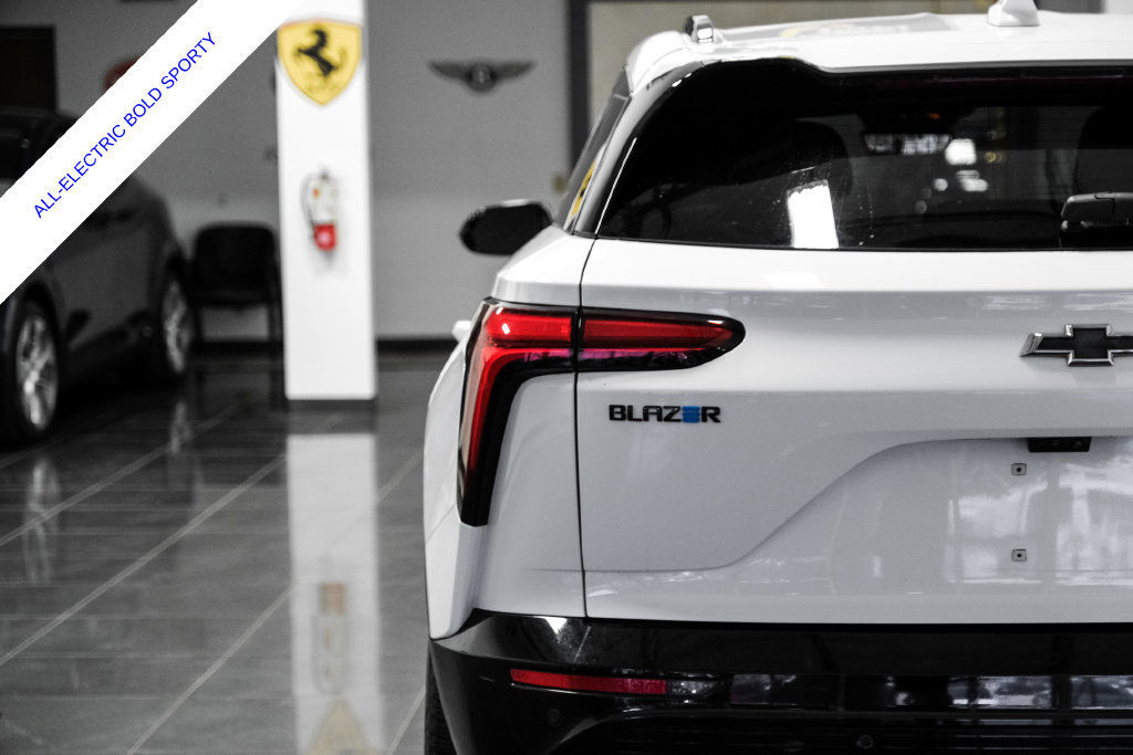 Used 2024 Chevrolet Blazer EV RS AWD/4WD image 46