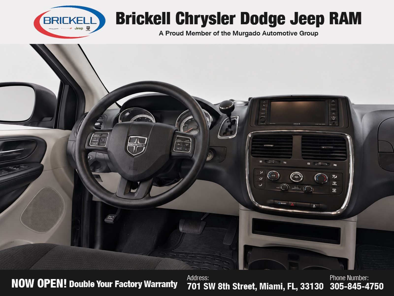 Used 2018 Dodge Grand Caravan SE w/ UConnect Hands-Free Group FWD image 19