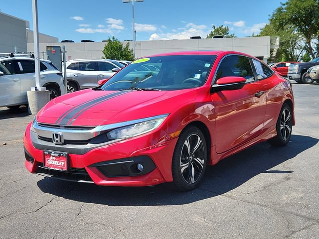 Used 2017 Honda Civic Touring image 4