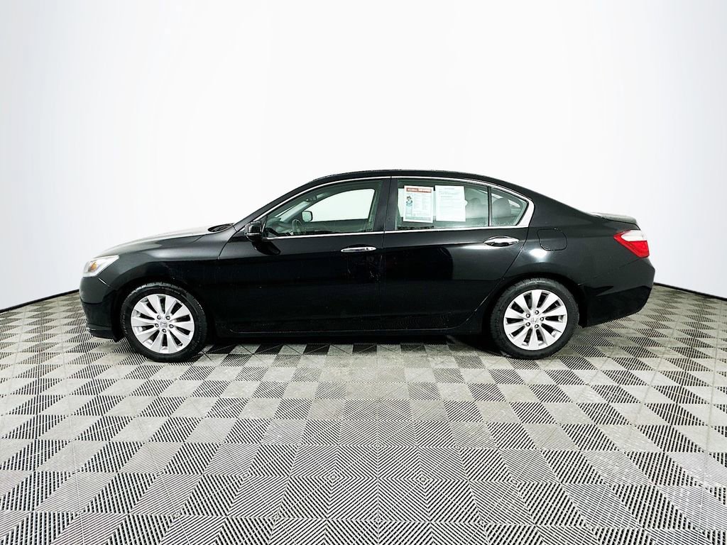 Used 2015 Honda Accord EX-L image 5