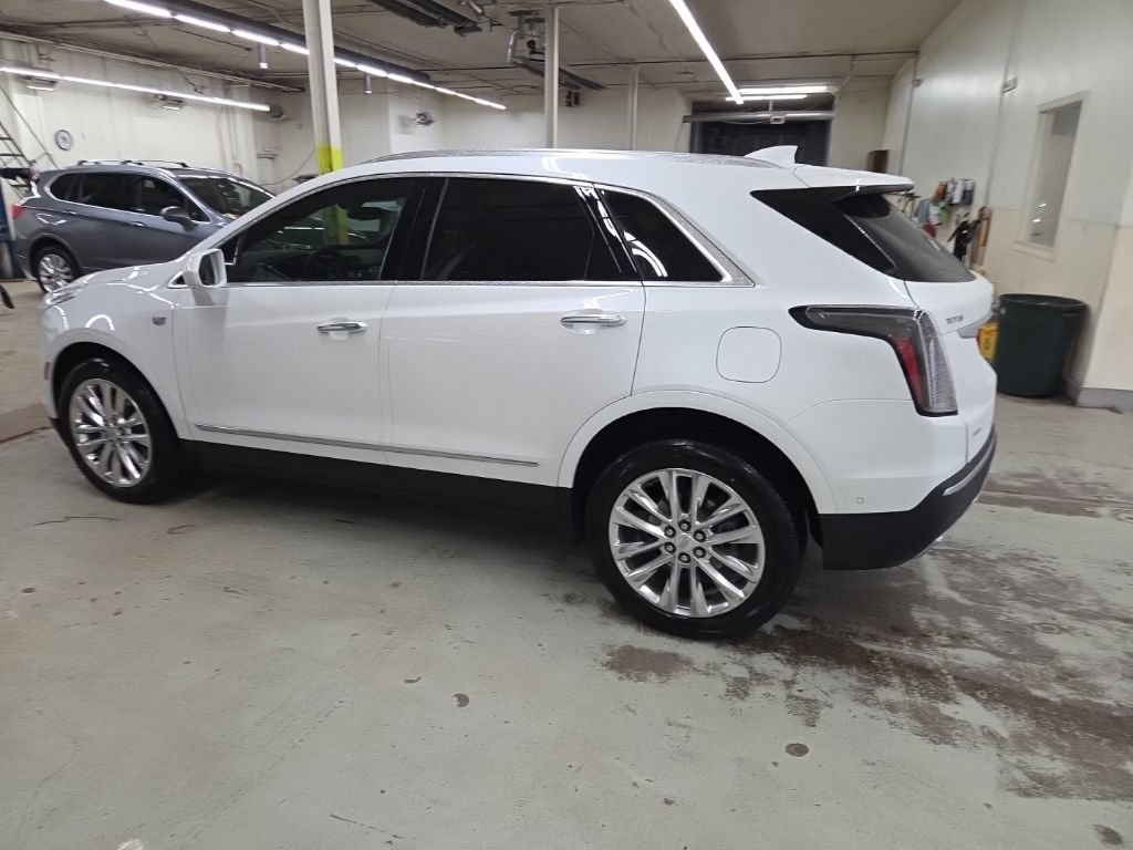 Used 2019 Cadillac XT5 Platinum AWD/4WD image 4