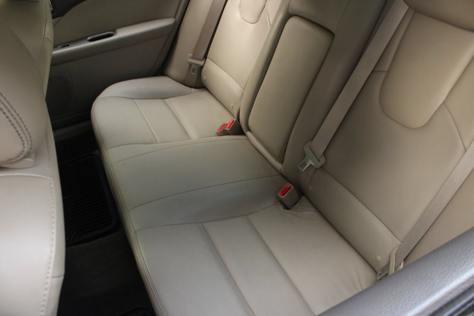 Used 2010 Ford Fusion Hybrid FWD image 19