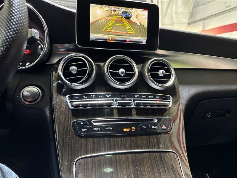 Used 2017 Mercedes-Benz GLC 300 4MATIC image 35