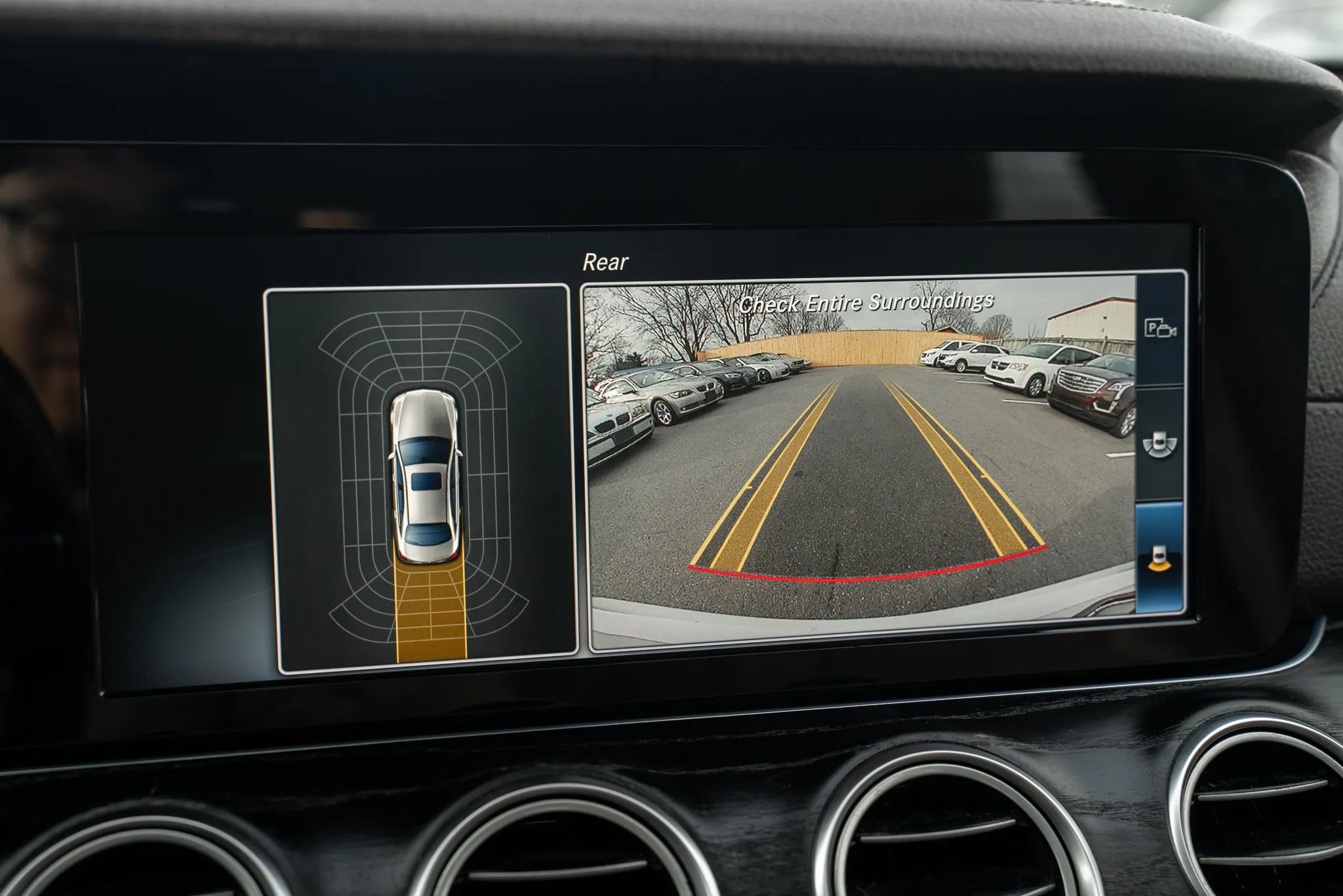 Used 2018 Mercedes-Benz E 300 4MATIC w/ Premium 1 Package image 28