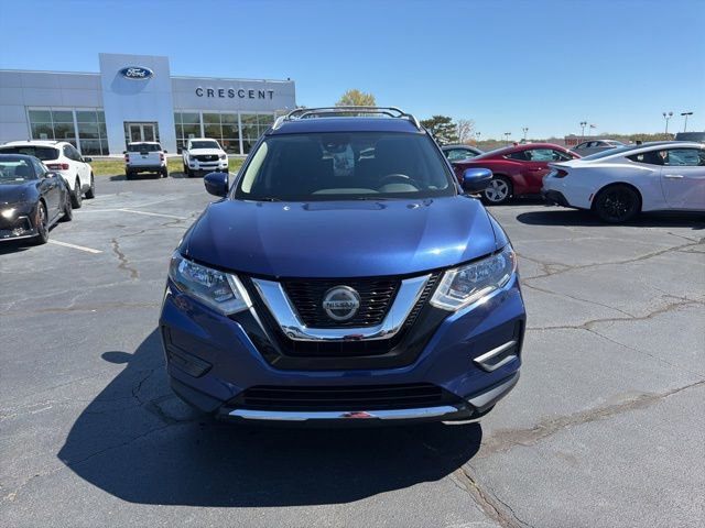 Used 2019 Nissan Rogue SV image 2