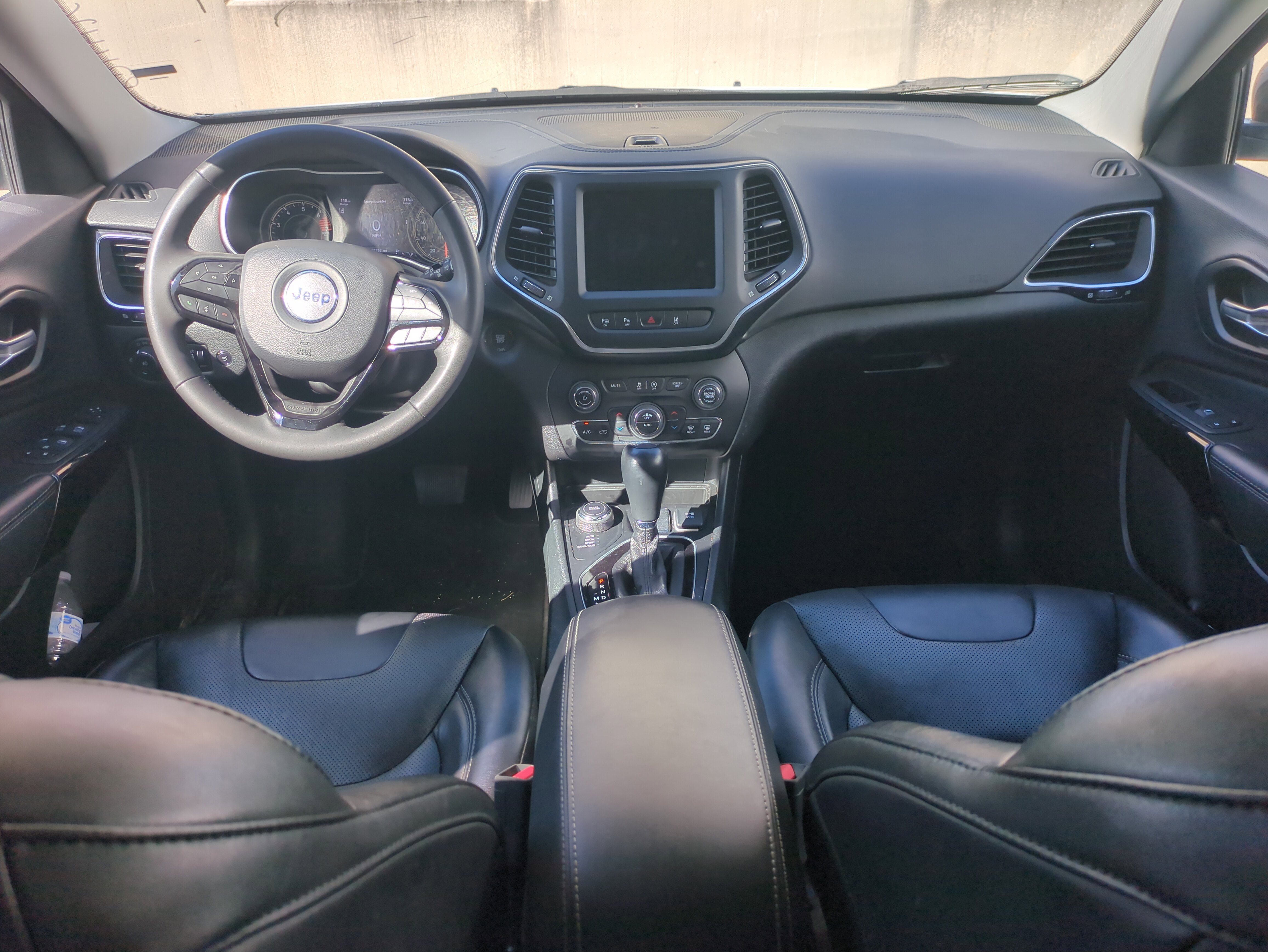 Certified 2023 Jeep Cherokee Altitude Lux image 16