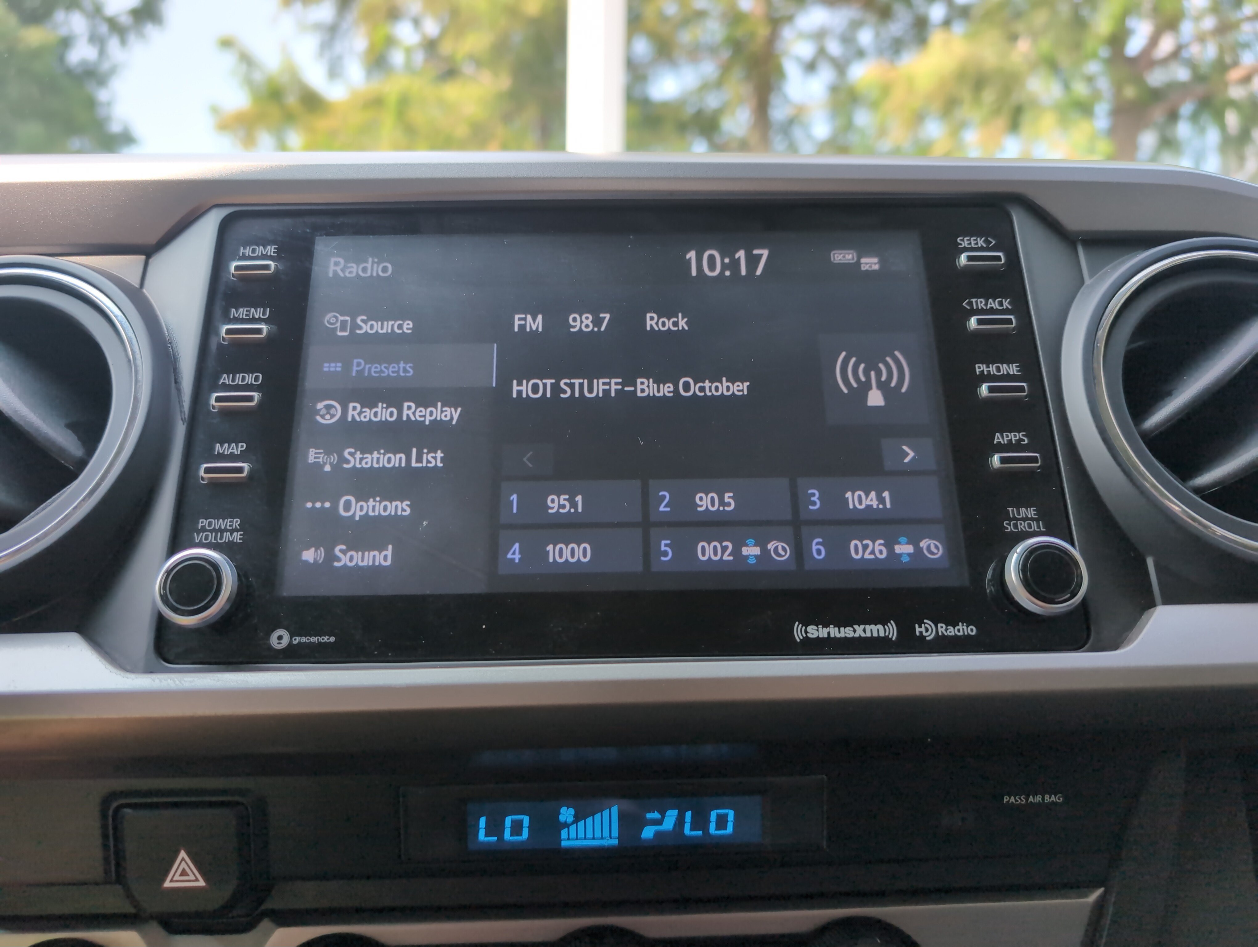 Used 2023 Toyota Tacoma SR5 AWD/4WD image 23