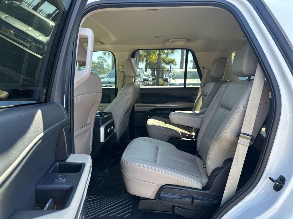 Used 2022 Ford Expedition XLT RWD image 26