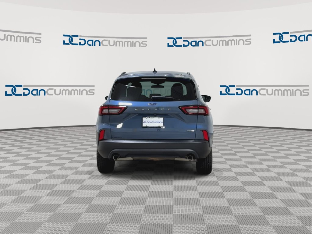 Used 2025 Ford Escape ST-Line Select AWD/4WD image 7