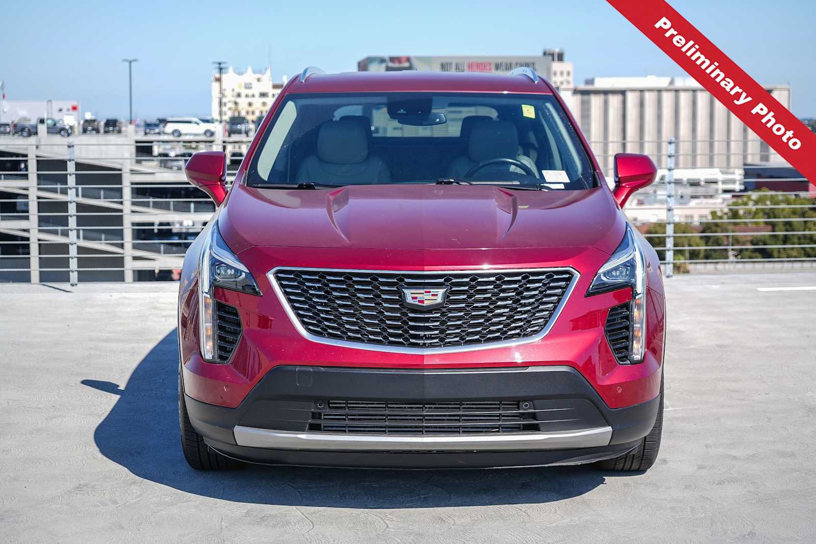 Used 2020 Cadillac XT4 Premium Luxury FWD image 2