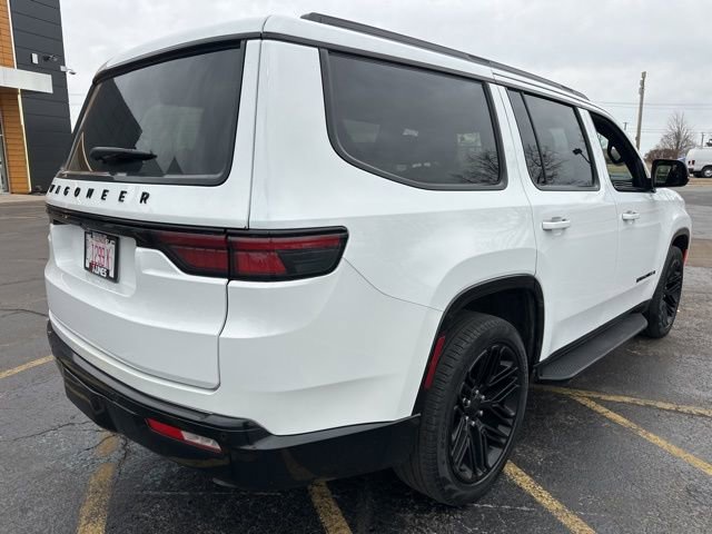 Certified 2024 Jeep Wagoneer Series II image 12