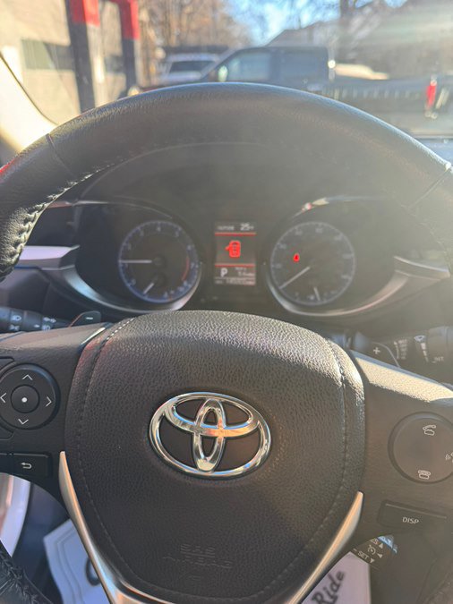 Used 2015 Toyota Corolla S w/ Driver Convenience Package image 11