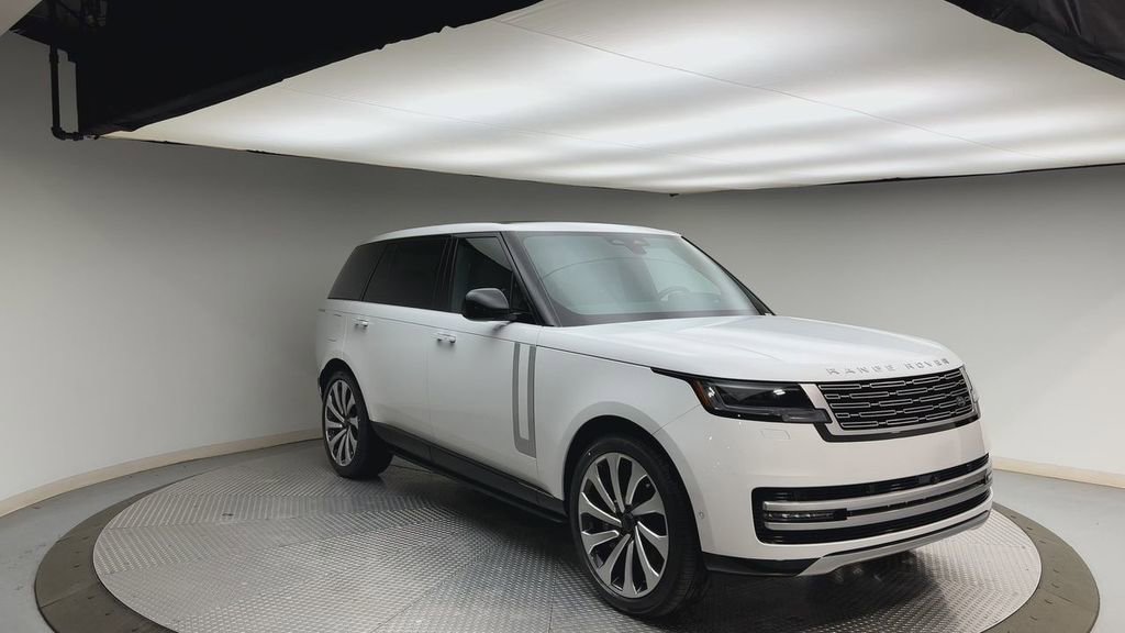 New 2026 Land Rover Range Rover Long Wheelbase Autobiography image 8