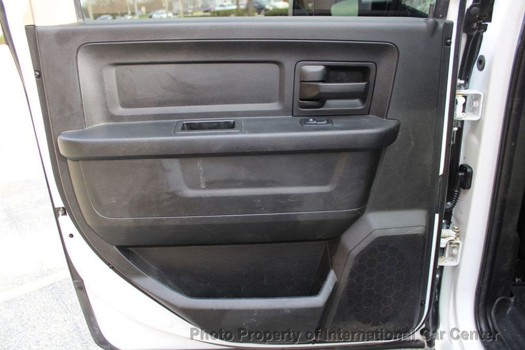 Used 2017 RAM 3500 Tradesman w/ Chrome Appearance Group image 16