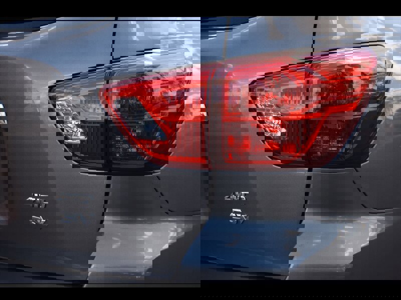 Used 2018 Nissan Pathfinder SV image 52