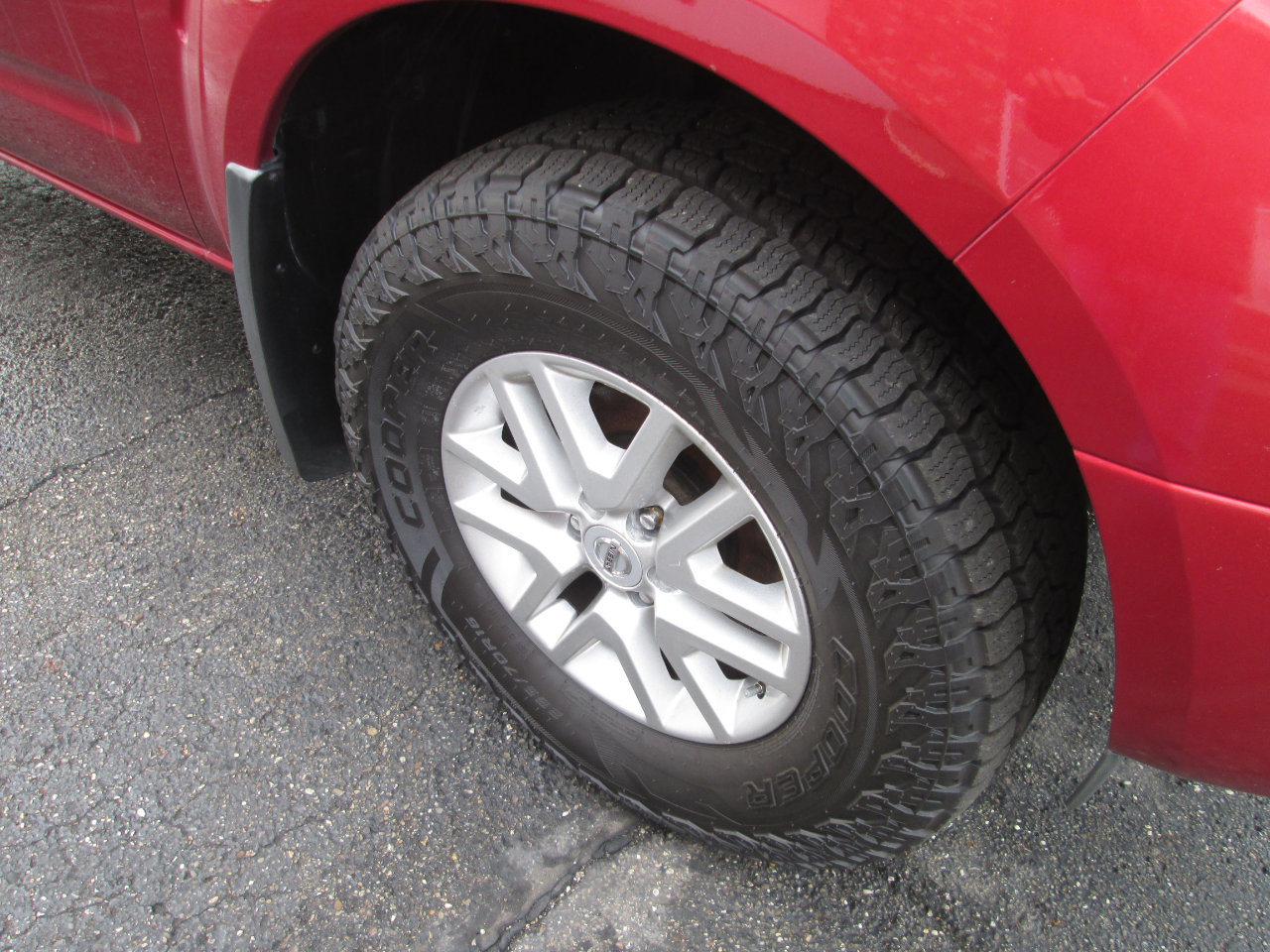 Used 2015 Nissan Frontier SV w/ SV Value Truck Package image 32