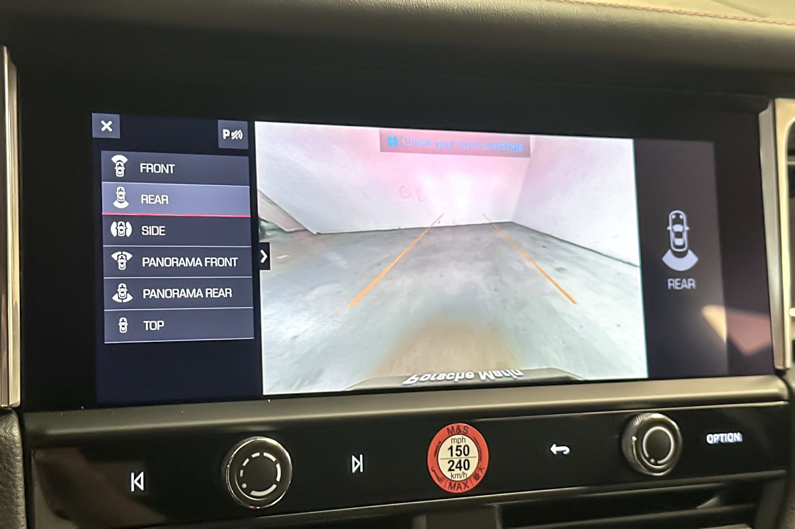 Used 2025 Porsche Macan image 21