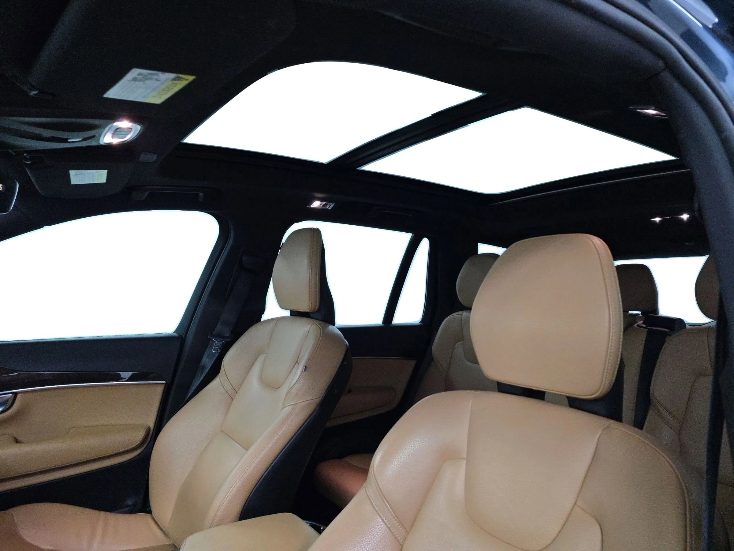 Used 2019 Volvo XC90 T6 Momentum w/ Advanced Package image 21