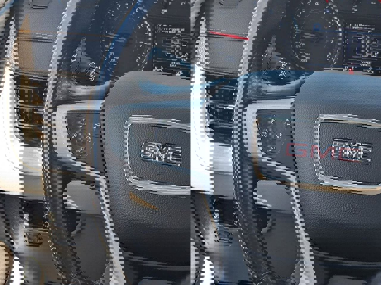 Used 2020 GMC Terrain SLE image 16