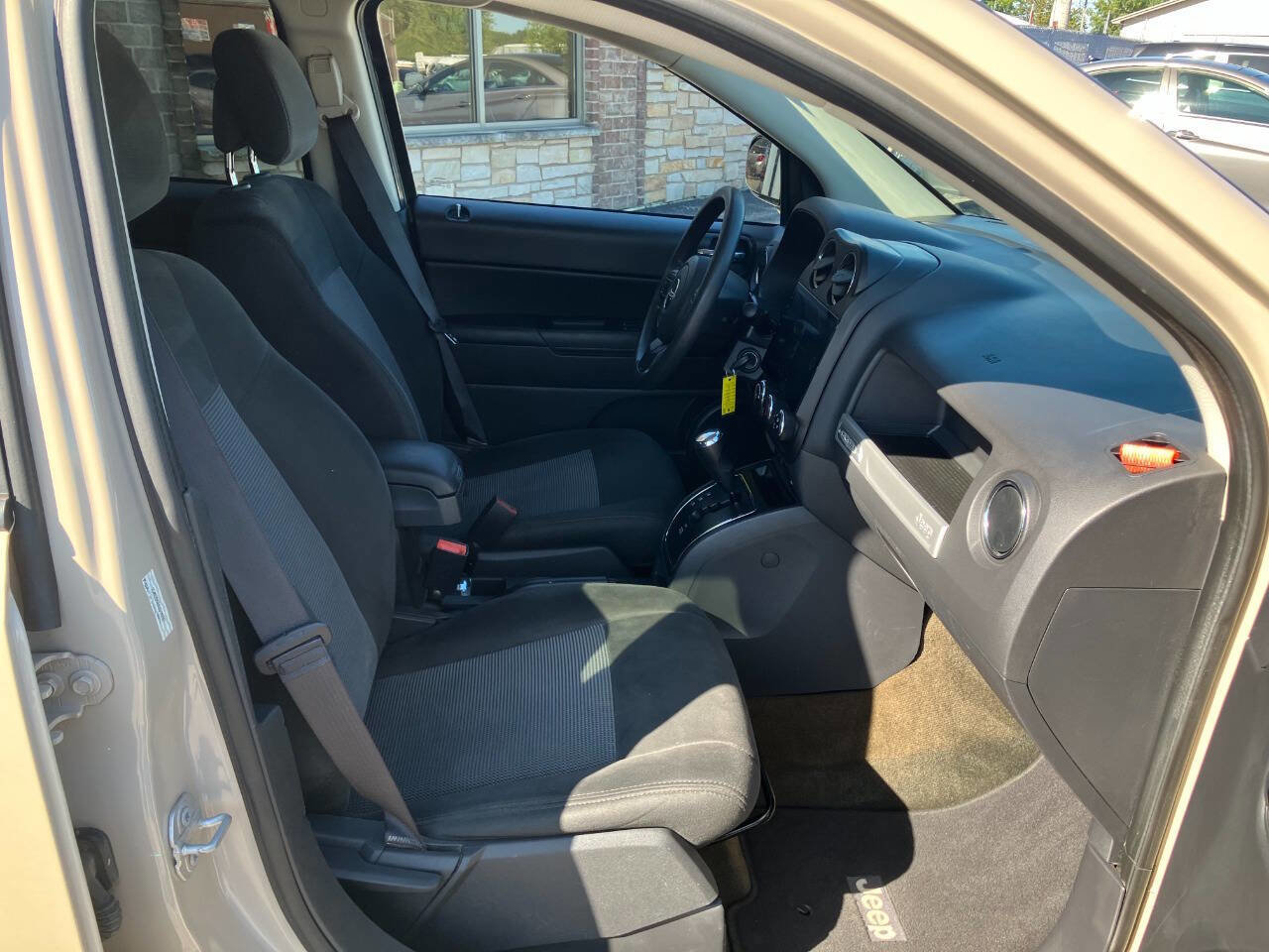 Used 2017 Jeep Compass Sport w/ Power Value Group image 14