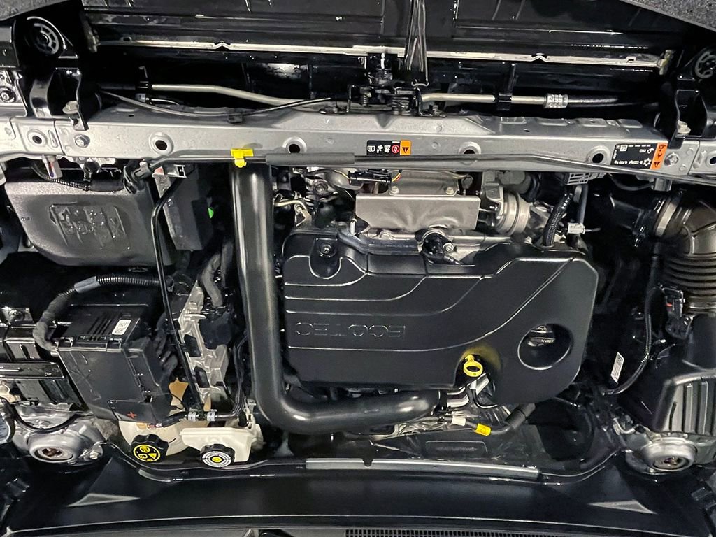 Used 2023 Chevrolet Equinox LT image 37