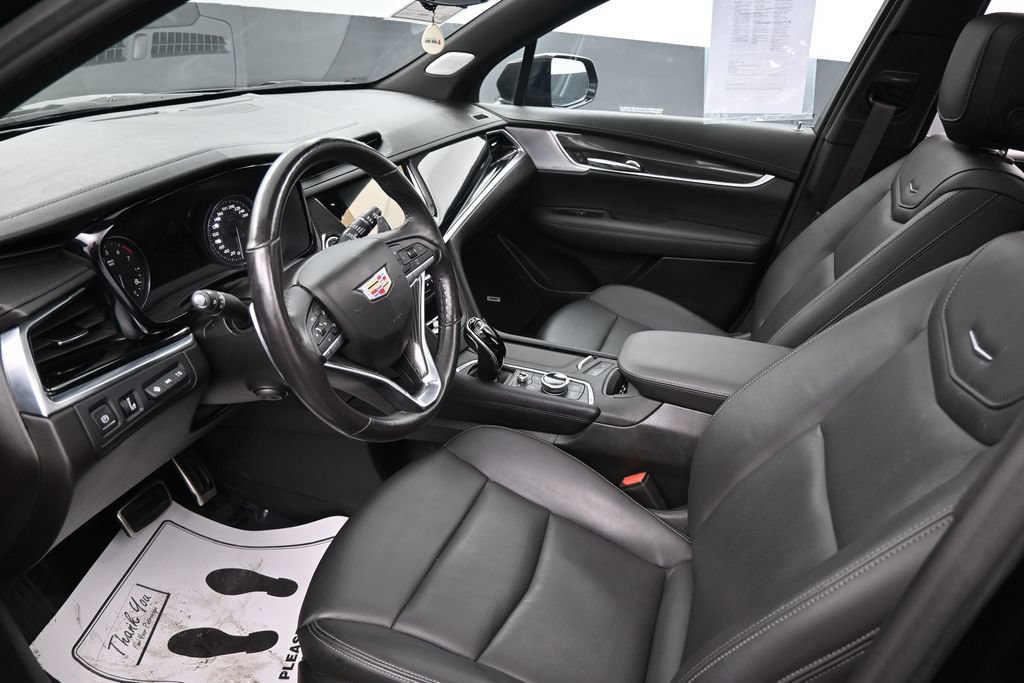Used 2024 Cadillac XT6 Sport w/ Technology Package AWD/4WD image 28