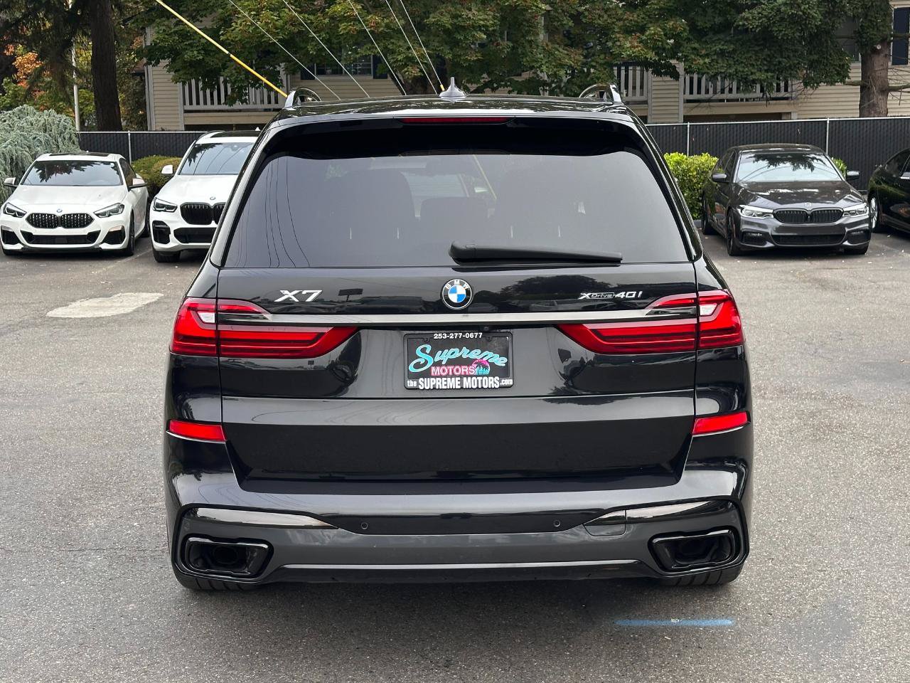 Used 2021 BMW X7 xDrive40i w/ M Sport Package AWD/4WD image 12