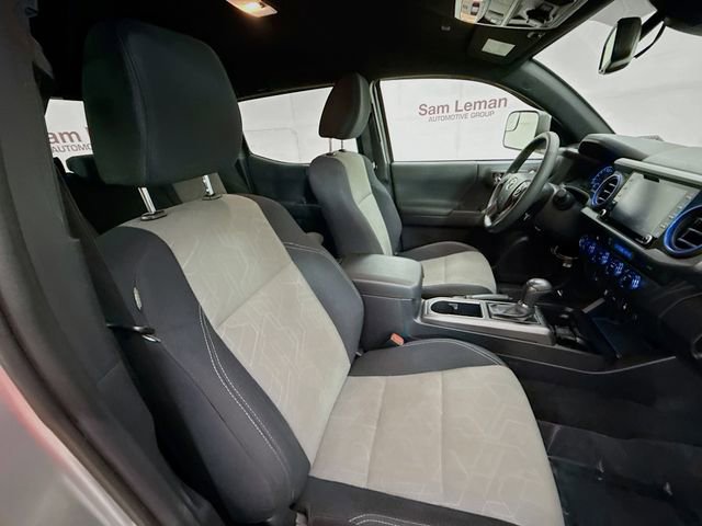 Used 2022 Toyota Tacoma TRD Off-Road image 25