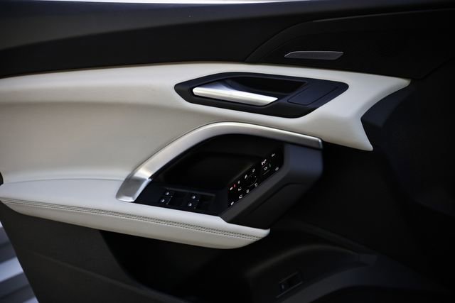 New 2026 Audi Q5 Premium Plus AWD/4WD image 13
